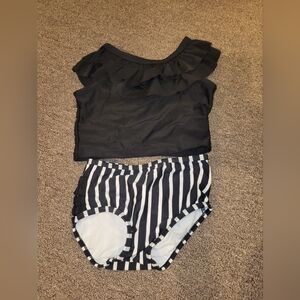 GUC 3t Ruffle Butts 2-piece bathing suit